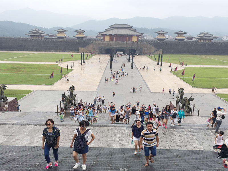 華埠集團2015年組織橫店公司年度活動